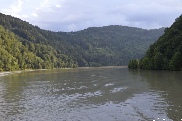 Der Kreuzfahrtspezialist nicko cruises begrüßte wieder Gäste an Bord: Auf MS „Belvedere“ ist die Donau so blau